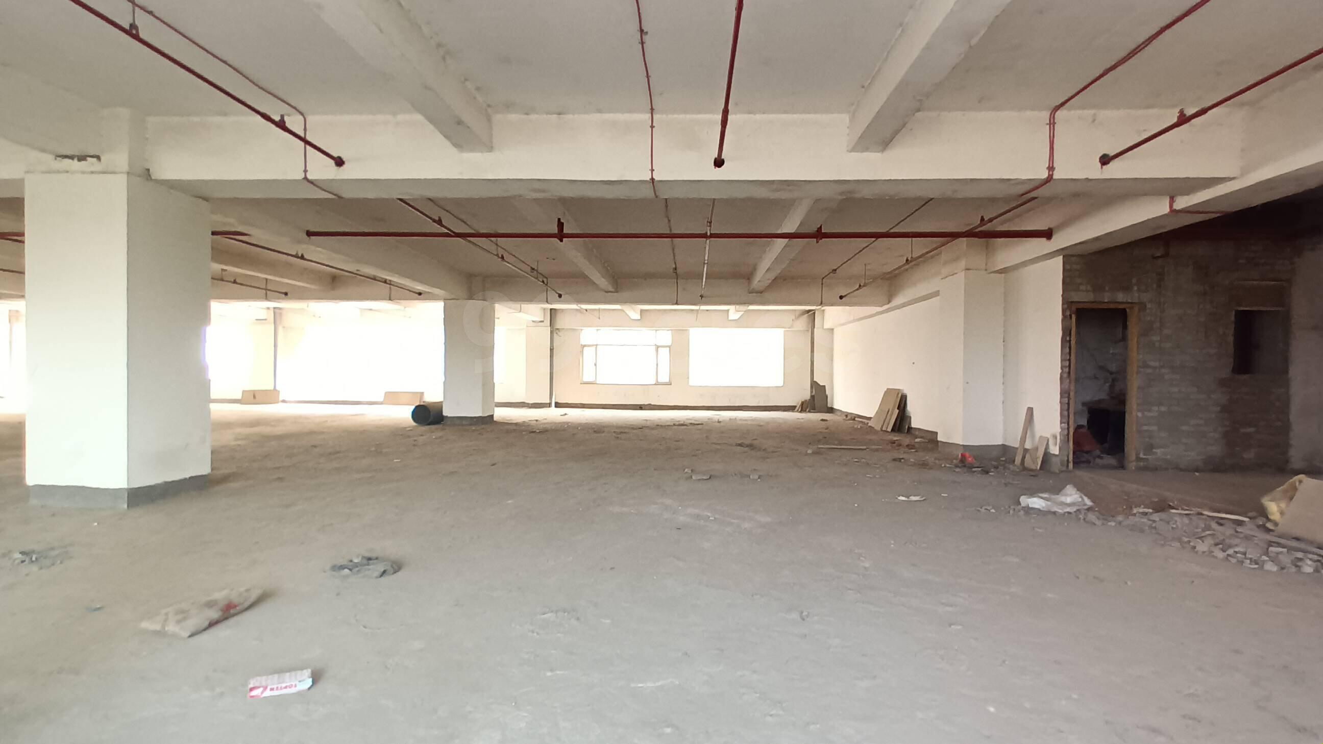 Factory For Sale in Hosiery Complex, Noida