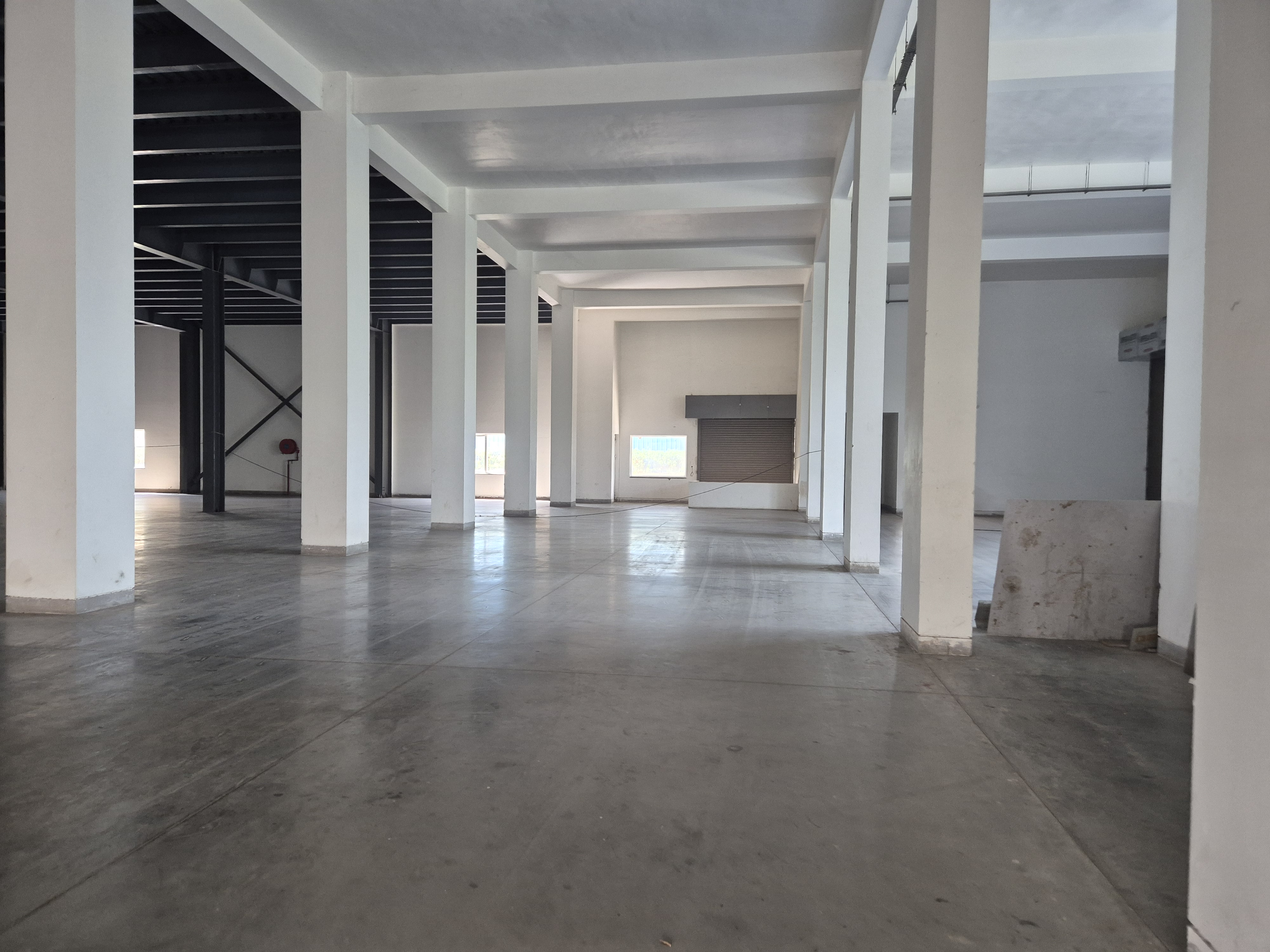 Factory For Sale in Hosiery Complex, Noida