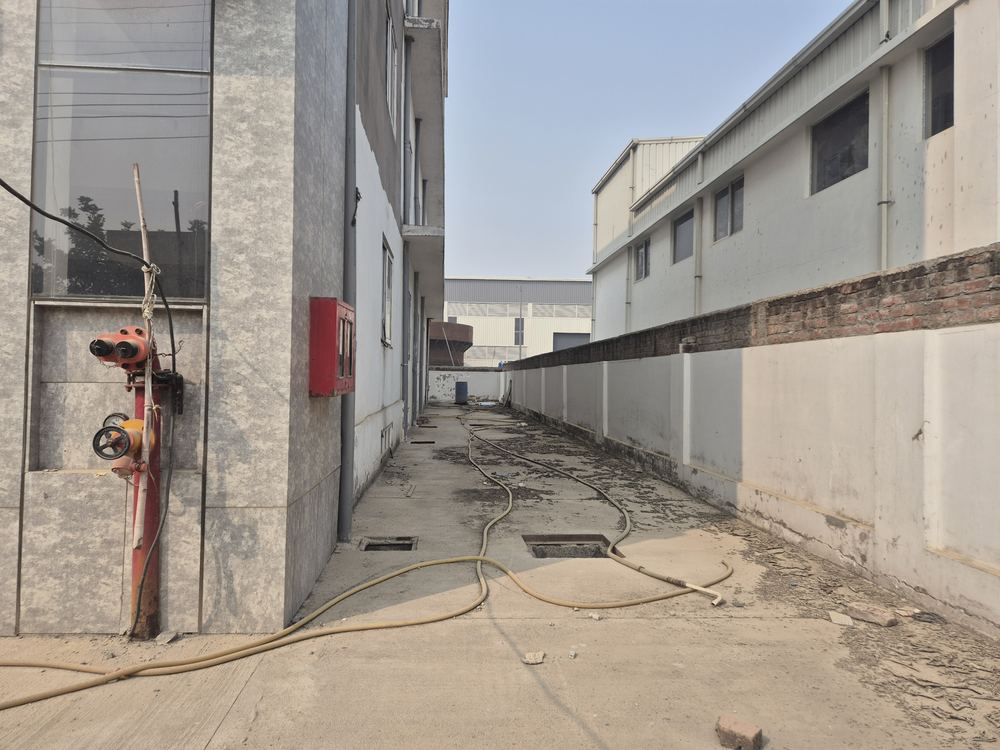 Industrial Building For Rent in Sector 85, Noida - image 3
