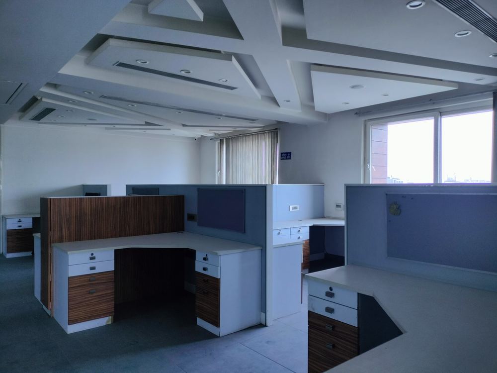Industrial Building For Rent in Sector 4, Noida - image 1