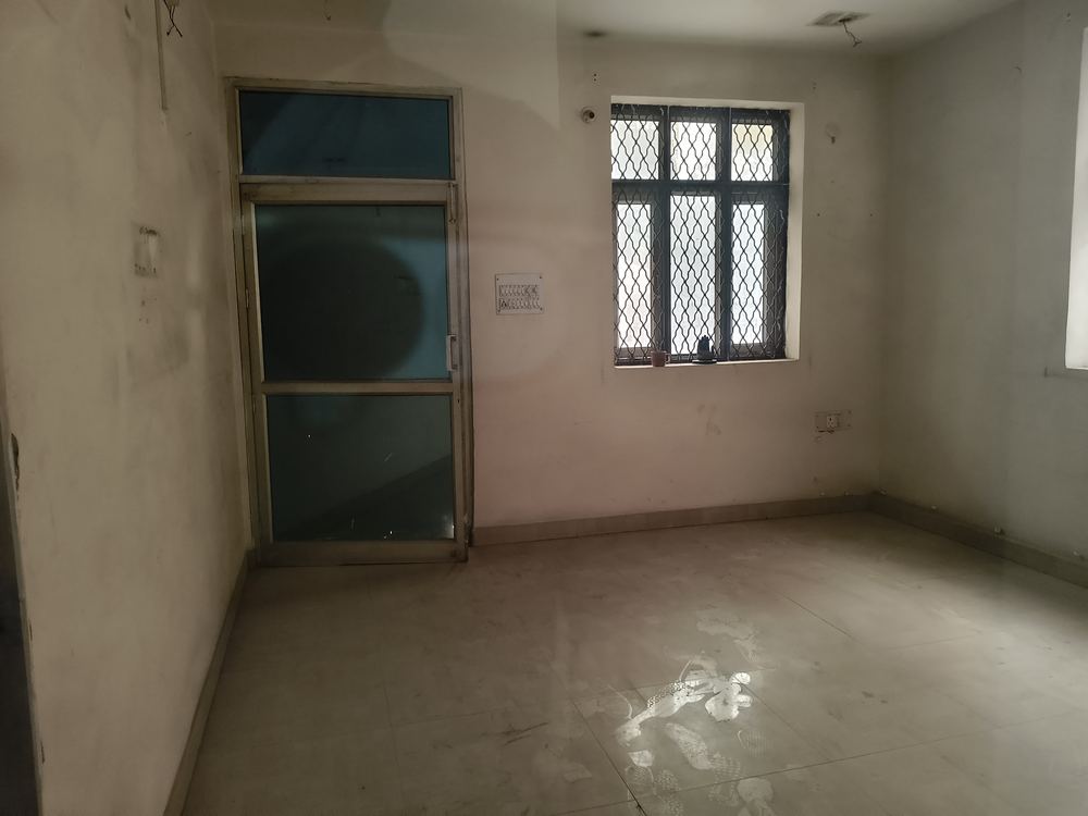 Industrial Factory For Rent in Sector 85, Noida - image 3