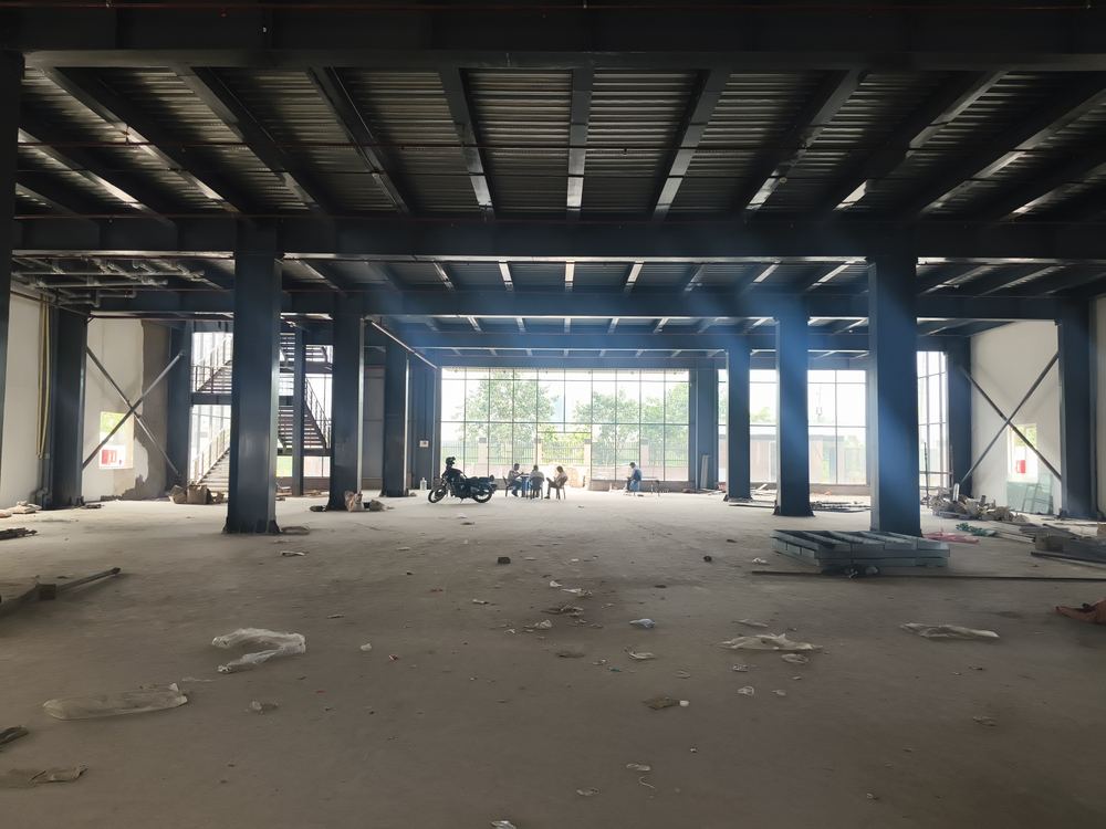 Industrial Warehouse For Rent in Sector 63, Noida - image 2