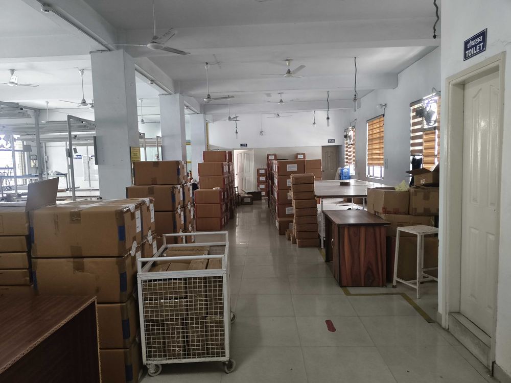 Industrial Warehouse For Rent in Sector 63, Noida - image 2