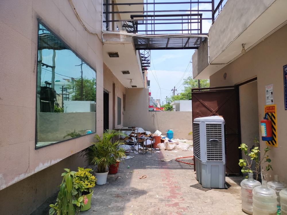 Industrial Factory For Rent in Sector 63, Noida - image 3