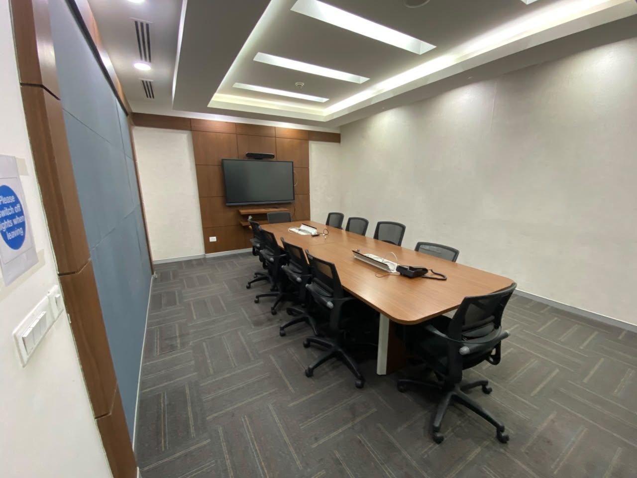 Office Space For Rent in Sector 62, Noida - image 2